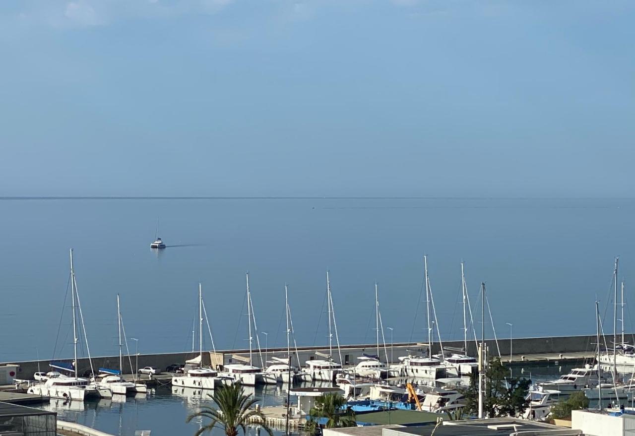 Mansfield Vue Carte Postale Terrasse Piscine Calme Port A 200M A Pied Apartman Menton Kültér fotó